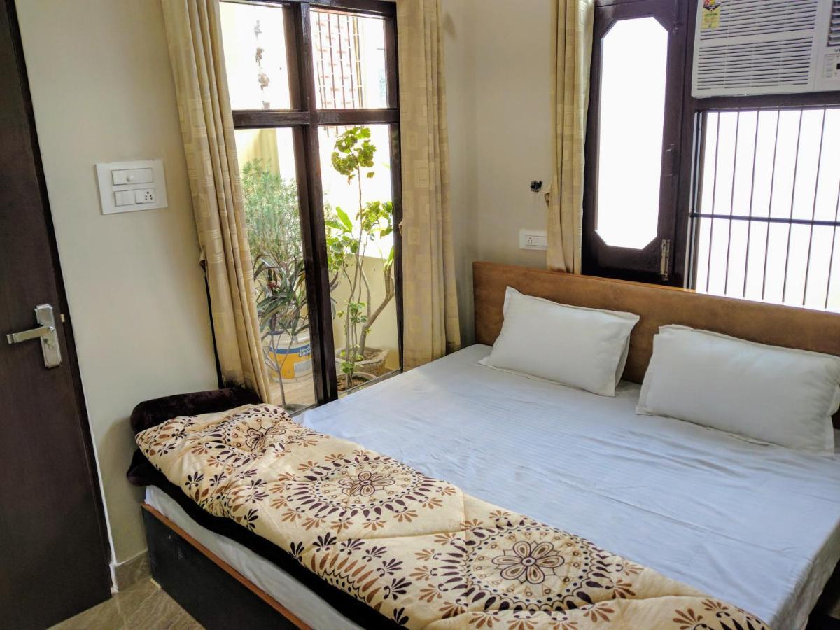 Mye Homestay 1 Near Golden Temple アムリトサル エクステリア 写真